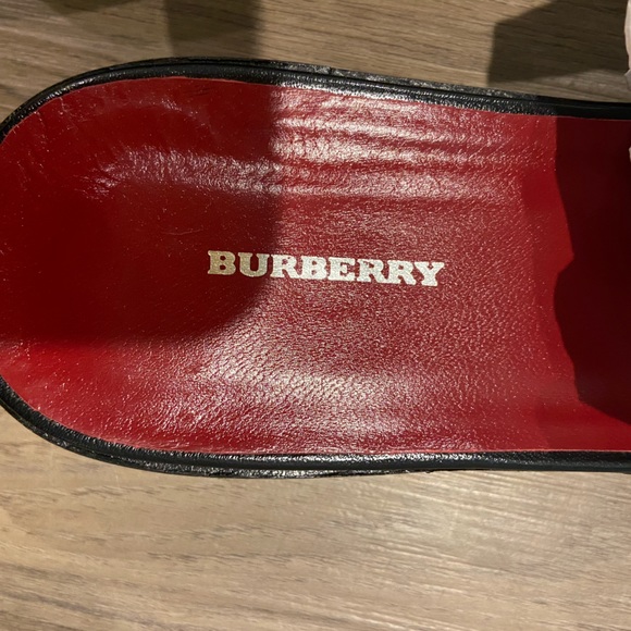 Black Burberry sandal with 2 silver designed “buttons” - Picture 6 of 6